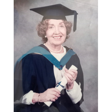 Photo of Mary MILLS