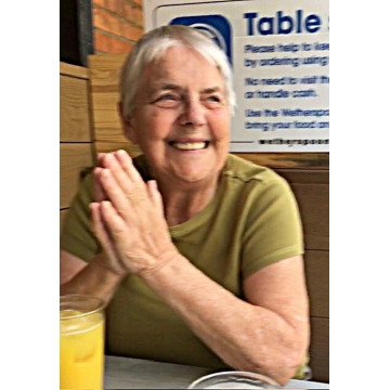 Photo of Elizabeth THOMPSON
