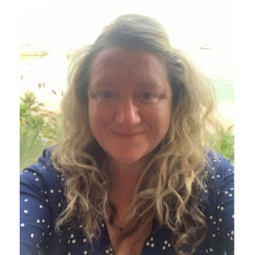 Photo of Lynne MIRFIN