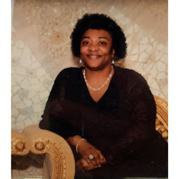 Notice Gallery for Yolande COLE