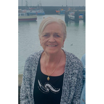 Photo of Linda LESLIE