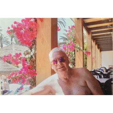 Photo of Derek HUDDLESTON
