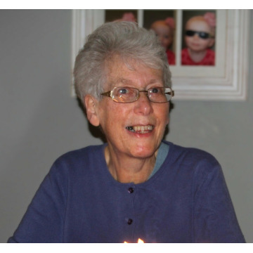 Photo of Patricia YOUNG