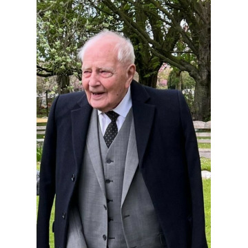 Photo of Gordon CARR