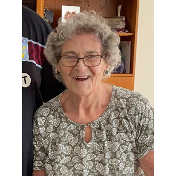 Notice Gallery for Pauline Thelma LOVERIDGE