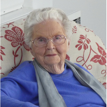Photo of Beryl EDGECOMBE