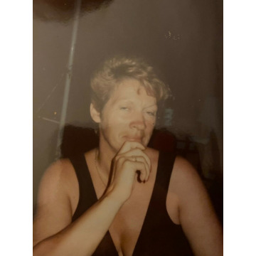 Photo of Lynne MATTHEWS