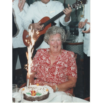 Photo of Dorothy Anne LLEWELLYN