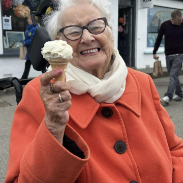 Photo for notice Eileen RICHARDS