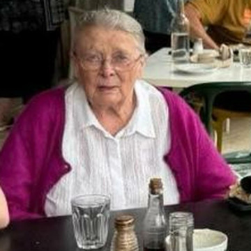Photo of Diana MANSELL