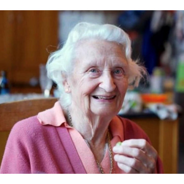 Photo of Gillian MADDOCK