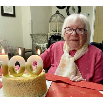 Photo of Miriam SWAIN (NEE WILLIAMS)
