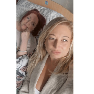 Photo for notice Lesley WARREN