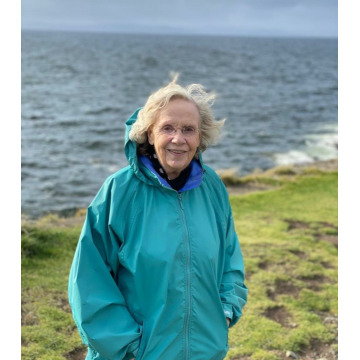 Photo of Inez HALLIDAY