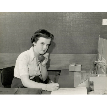 Photo of Karen SENIOR