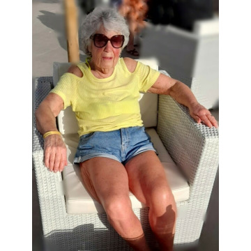 Photo of Elaine Margaret LODGE