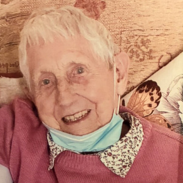 Photo of Pat HENWOOD