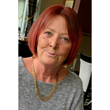 Photo of Barbara KEMP