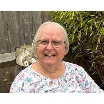 Photo of Christine LEWIS