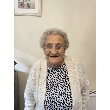 Photo of Margaret HOLLINGS