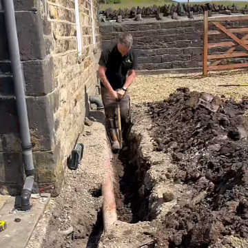 Photo for notice Michael HILTON