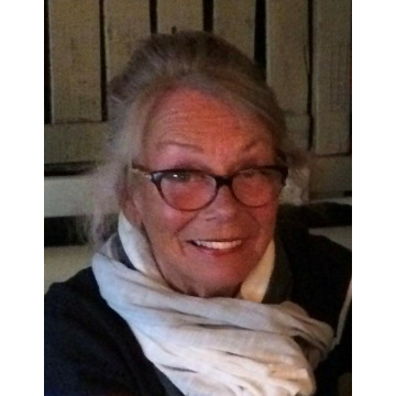 Photo of Janis RILEY