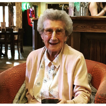 Photo of Iris Mary CHAPMAN