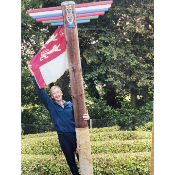 Photo for notice Jolyon MACLAINE