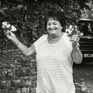 Photo of Margaret SIMMONDS