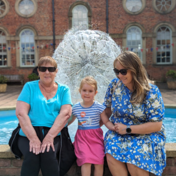 Photo for notice Susan HESELTINE