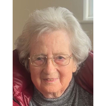 Photo of Eleanor HOLLAND