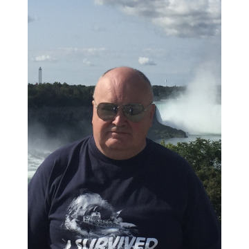 Photo of Geoffrey STUTTARD