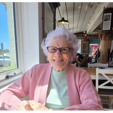 Photo of Menna HUGHES