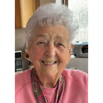 Photo of Brenda DICKINSON