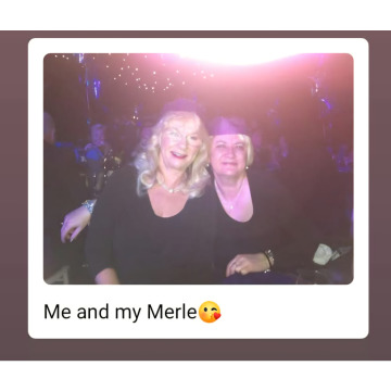 Photo for notice Julie IZZARD