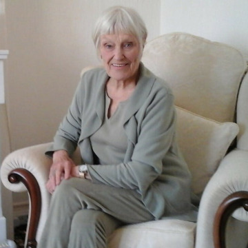 Photo of Sheila Mary REDMORE