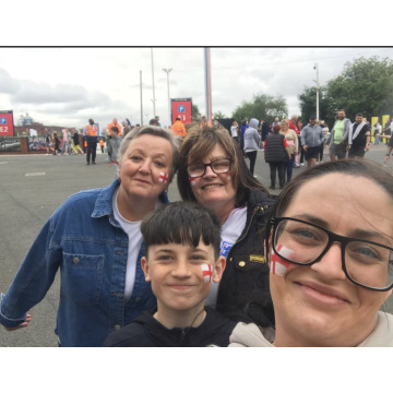 Photo for notice Angie SMIRK