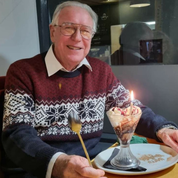 Notice Gallery for Gordon Edwin BETTS