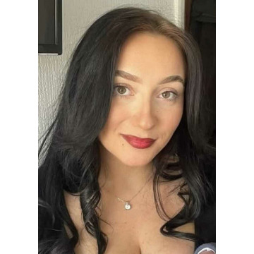 Photo of Chloe DUGMORE