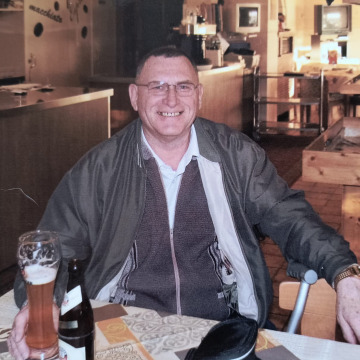 Photo of Malcolm PARKINSON