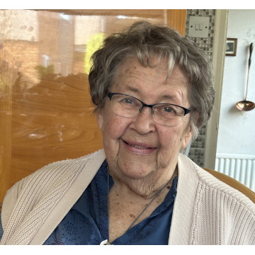 Photo of Morfudd JONES