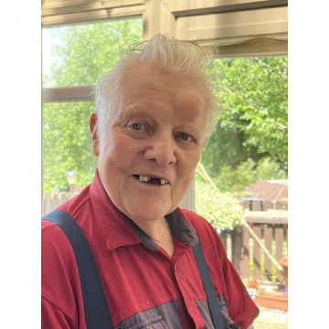 Photo of Geoffrey MARSHALL