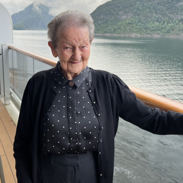 Photo of Hilda RILEY