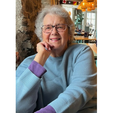 Photo of Valerie PREEDY