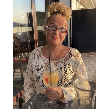 Photo of Rita SAUNDERS