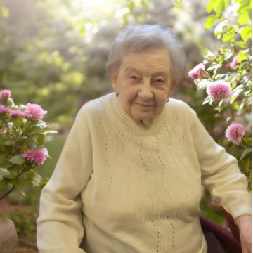 Photo of Joyce ARROWSMITH