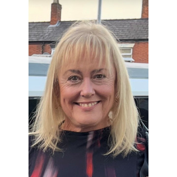 Photo of Debra MAPLEDORAM