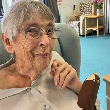 Tribute photo for Diana Mary JINKS