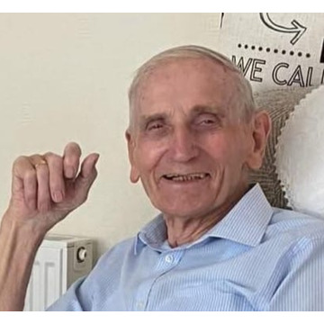 Photo of Stuart McKECHNIE