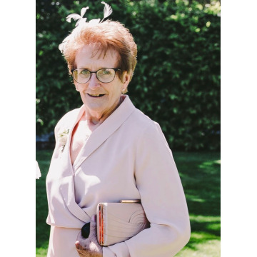Photo of Lesley HUNTER